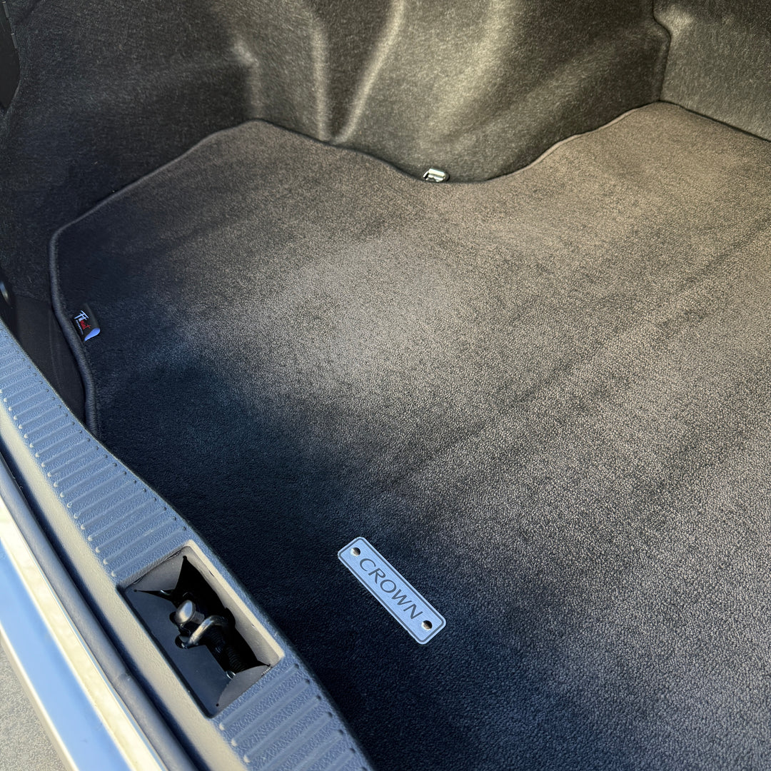 Crown 210 series FitMint Boot Mat! ('12-'18)
