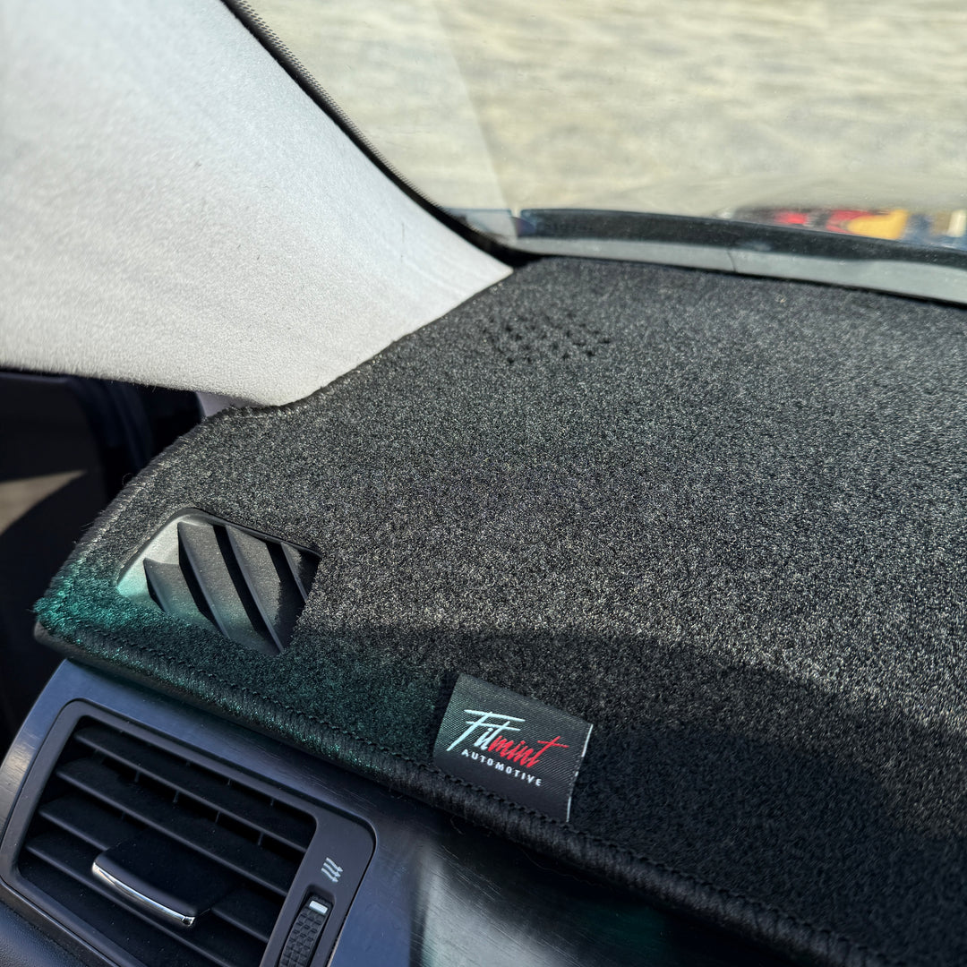 Crown 200 Series Dash Mat! ('08-'11)