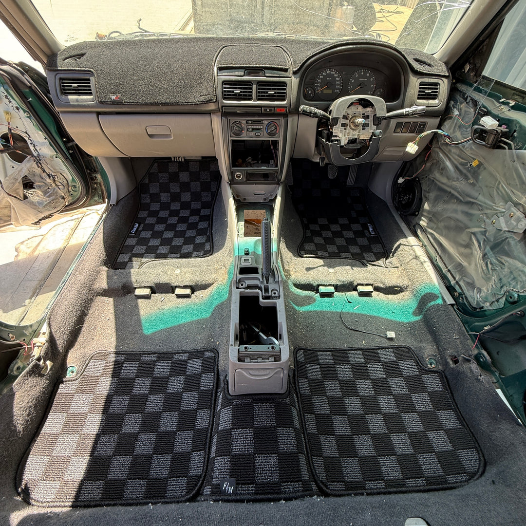 SF Forester Checker Floor Mats! Gen1 ('97–'02)