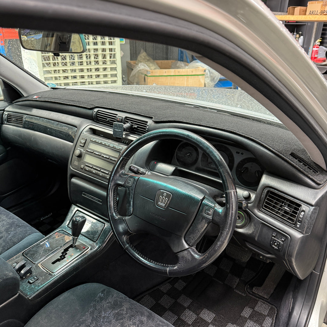 Crown 170 Series Dash Mat! ('99-'02)