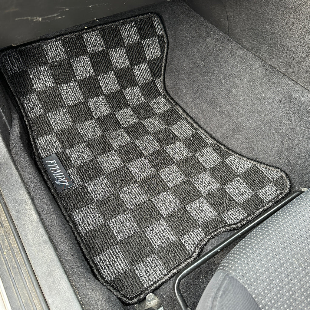 Checkered auto mats -  Österreich